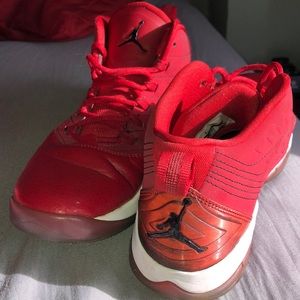 Air Jordan Velocity Gym Red White Black 6.5Y